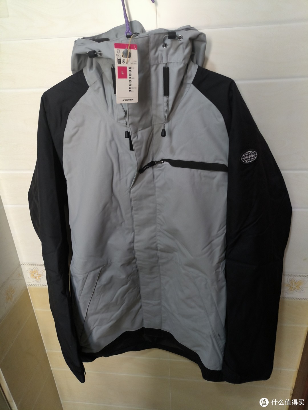144元迪卡侬snb100滑雪服开箱，专业性价比滑雪装备。