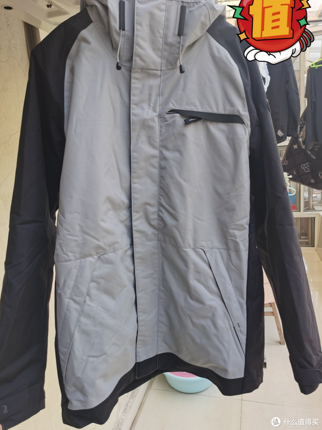 139元迪卡侬SNB滑雪服开箱，平价小耐克ACG。