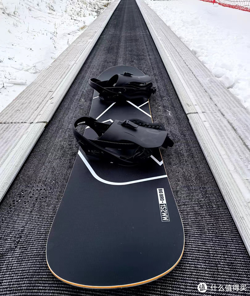 COSONE大鸟滑雪板加宽单板八字刻滑板竞速男女八刻滑板黑鸟白鸟